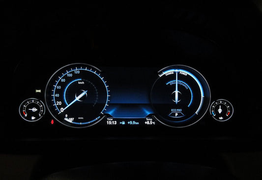 BMW F30 330e Instrument Cluster Retrofit to 6WB