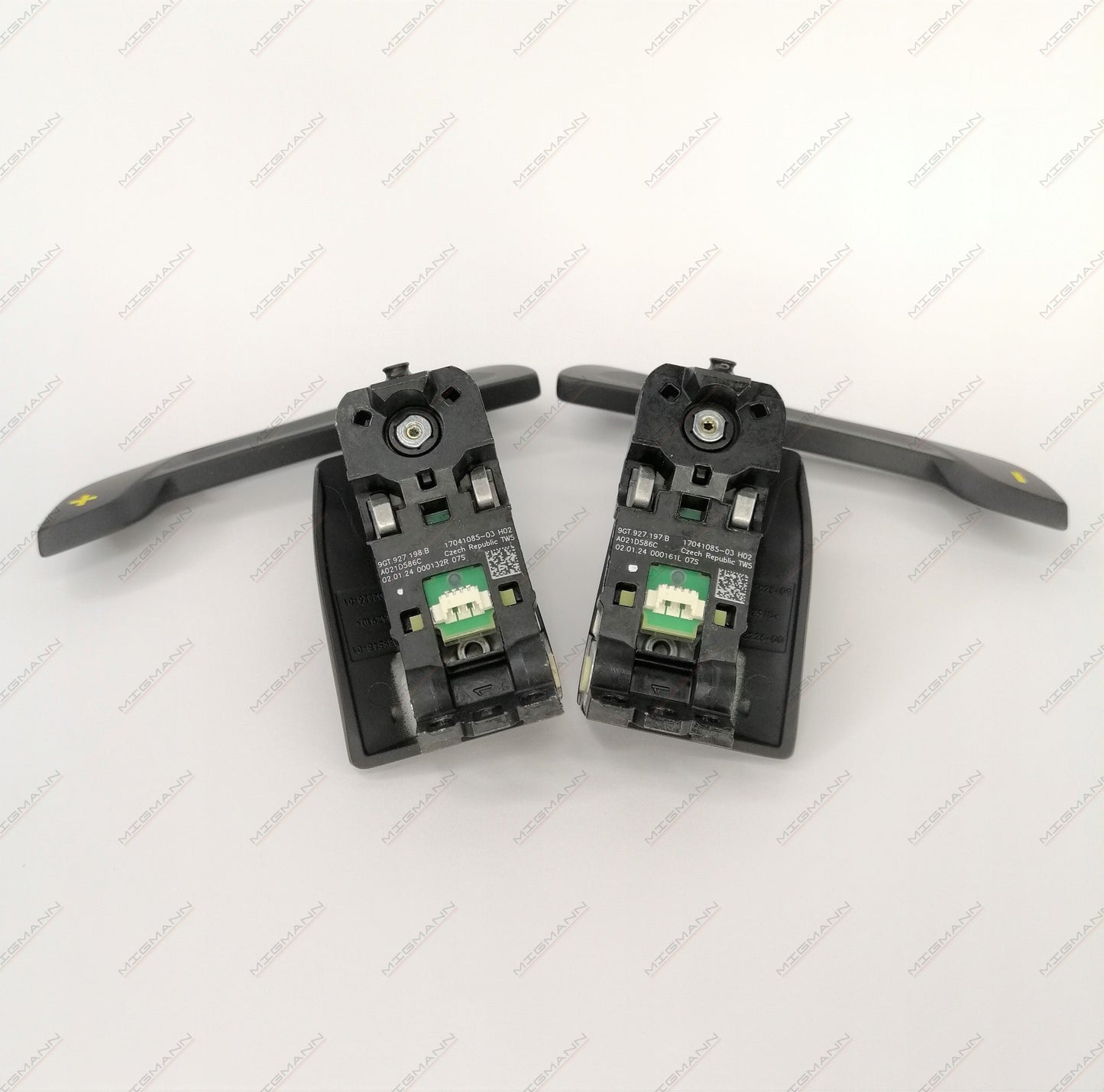 Porsche 992 GT3 RS Magnetic Paddle Shifters