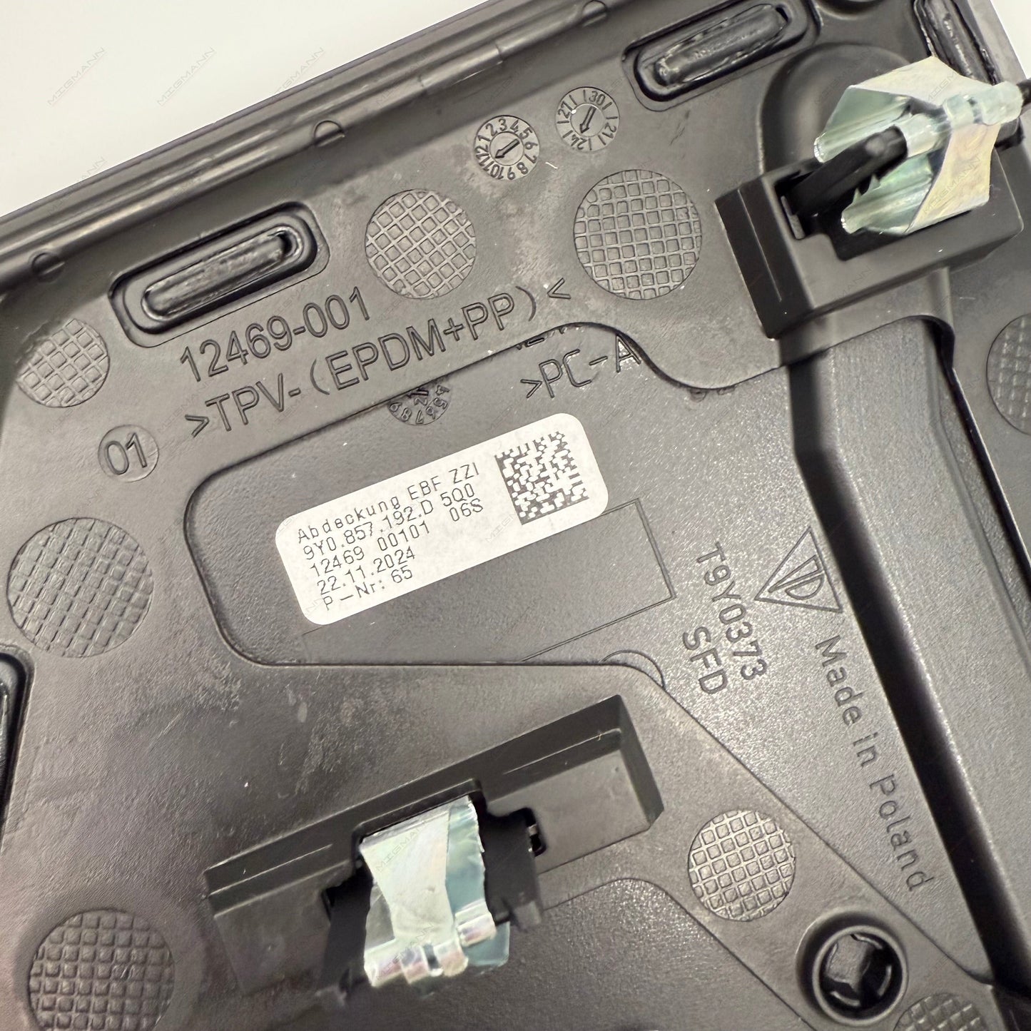 Porsche Cayenne Chrono Stopwatch + Trim