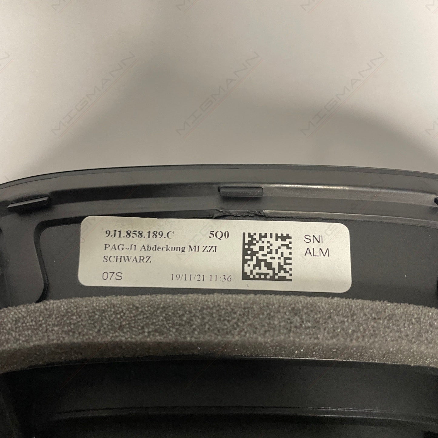 Porsche Taycan Chrono Stopwatch + Trim
