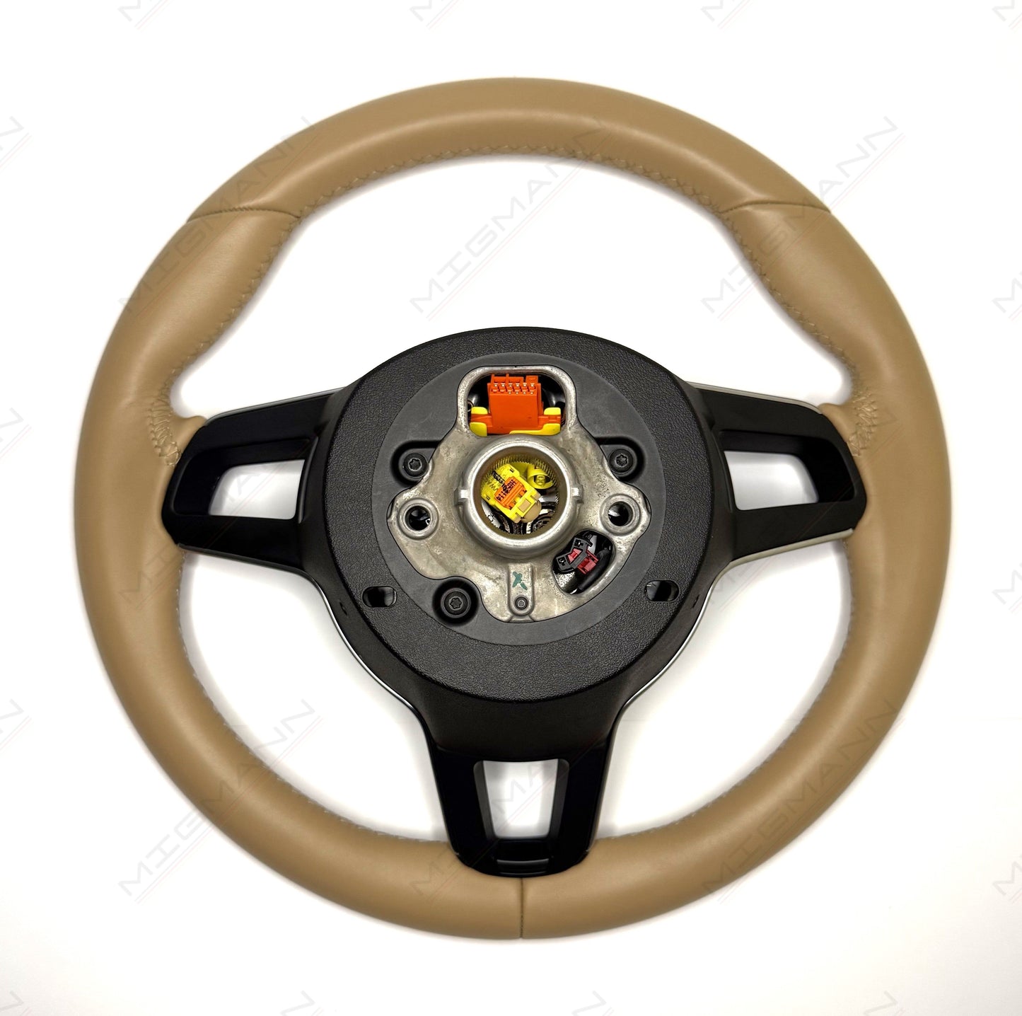 Rear view of non-multifunction Porsche steering wheel with airbag – part 95B419091