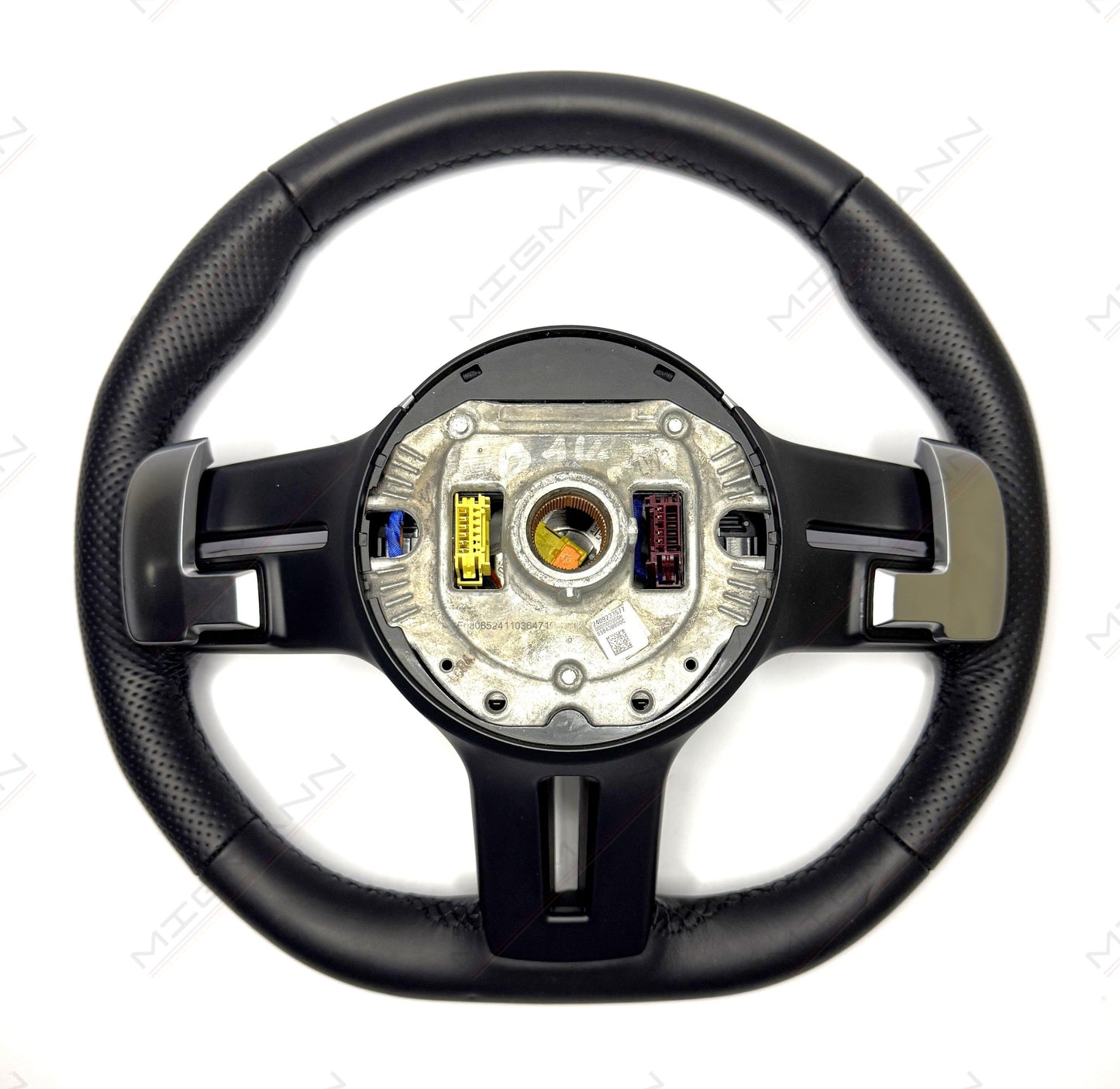 Rear mounting view of Mercedes-Benz heated steering wheel with airbag