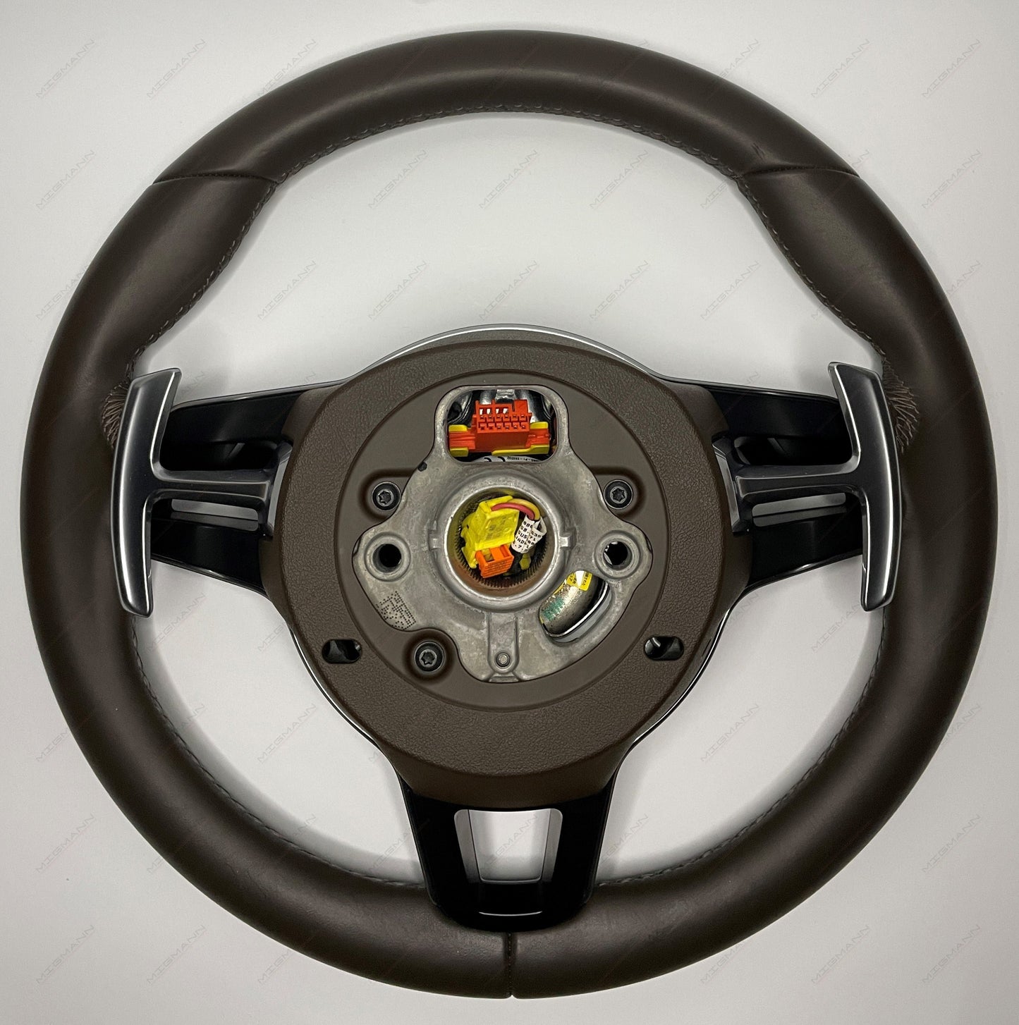 Porsche Steering Wheel (Saddle Brown)