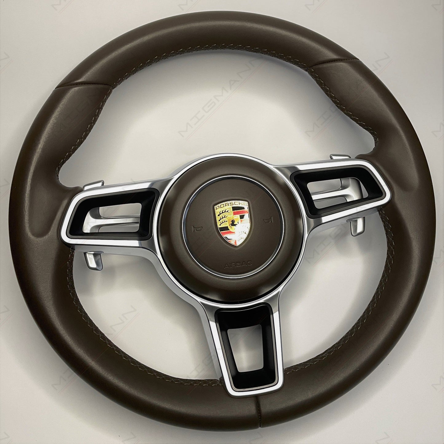 Porsche Steering Wheel (Saddle Brown)