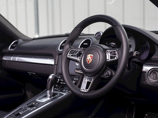 Six thing you need to know before buying Porsche steering wheel