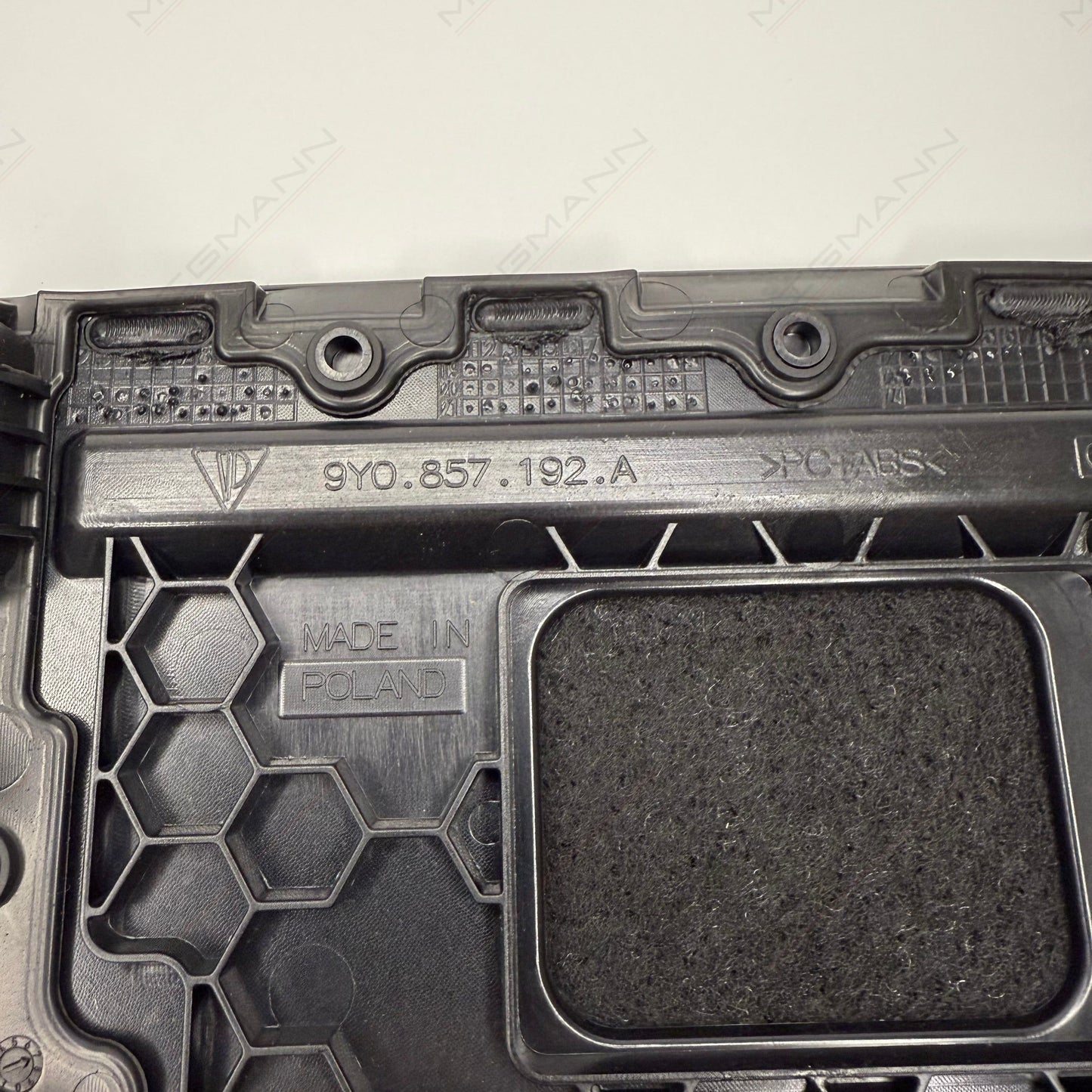 Porsche Cayenne Compass + Trim (Copy)