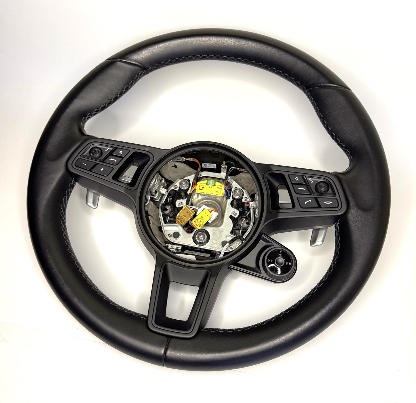 Porsche Steering Wheel with Hybrid Chrono Controller