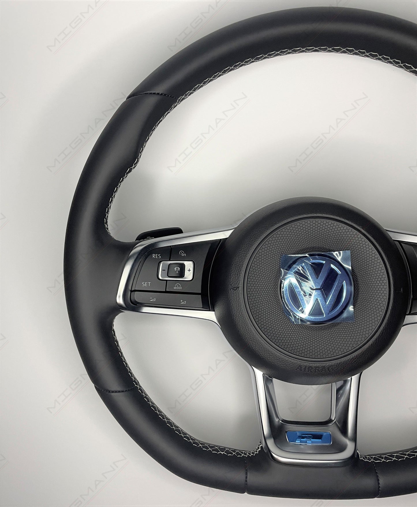 Volkswagen R-line Steering Wheel (Automatic)