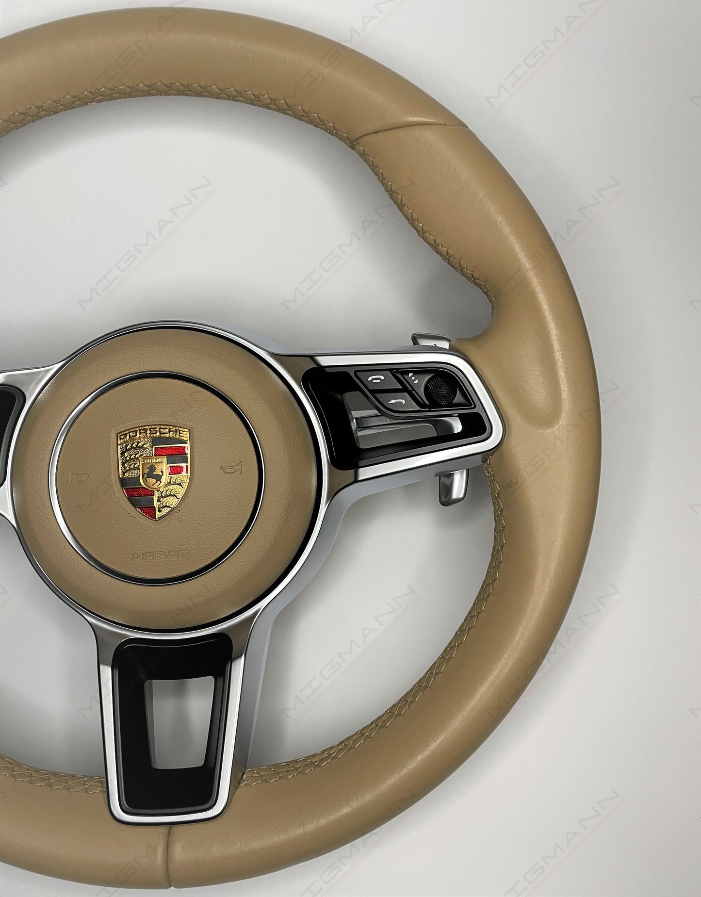 Porsche Steering wheel (Beige)