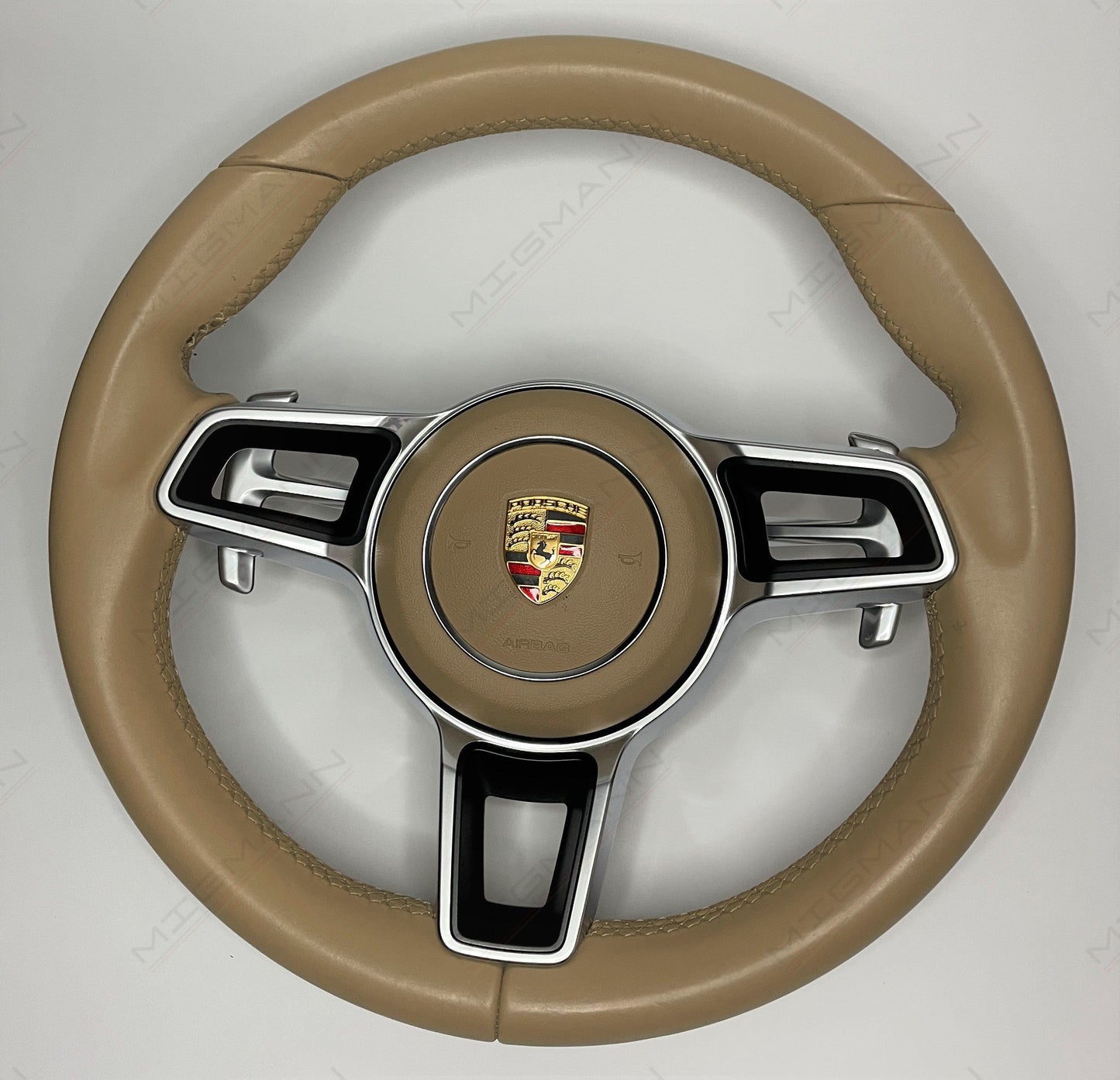 Porsche Steering Wheel (Luxor Beige)